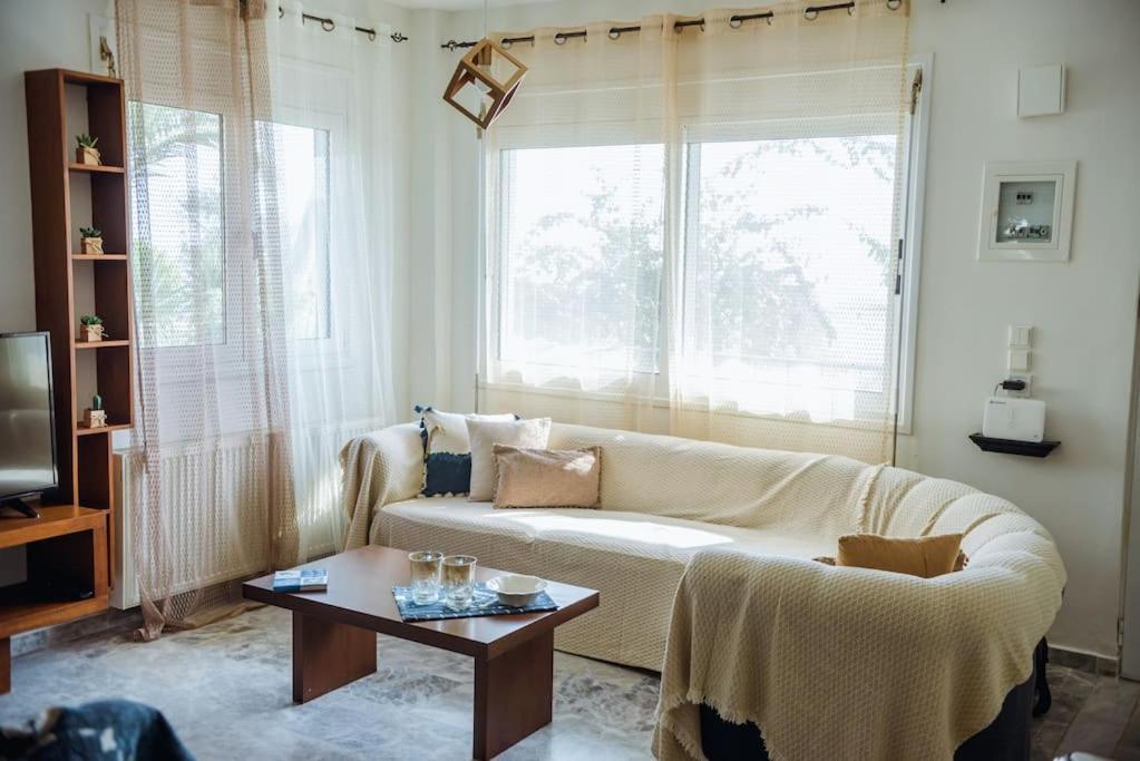 Akadimia Luxury Apartment Mytilene Ngoại thất bức ảnh