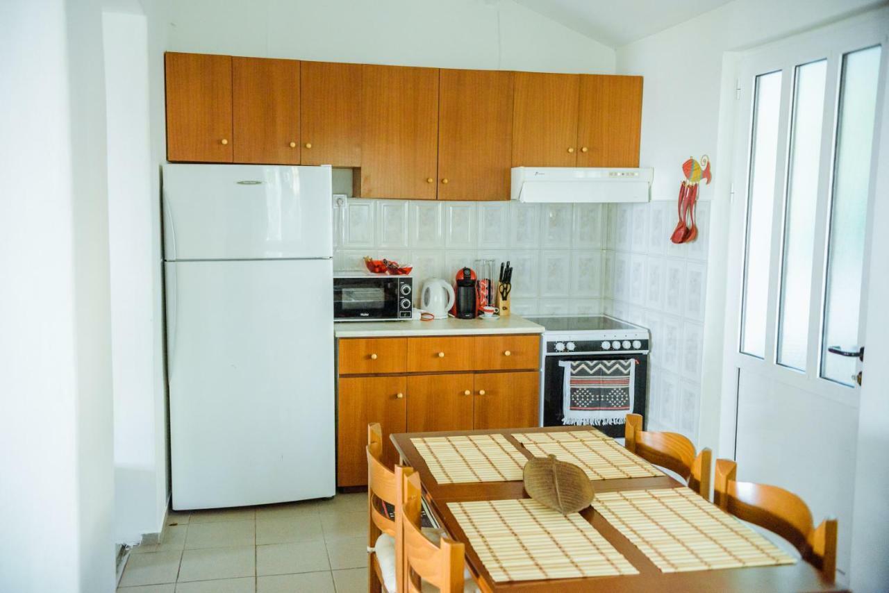 Akadimia Luxury Apartment Mytilene Ngoại thất bức ảnh